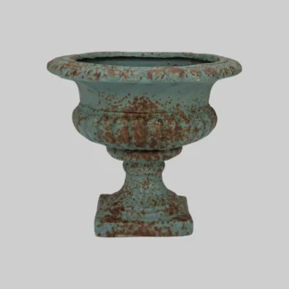 Magnesia Urn